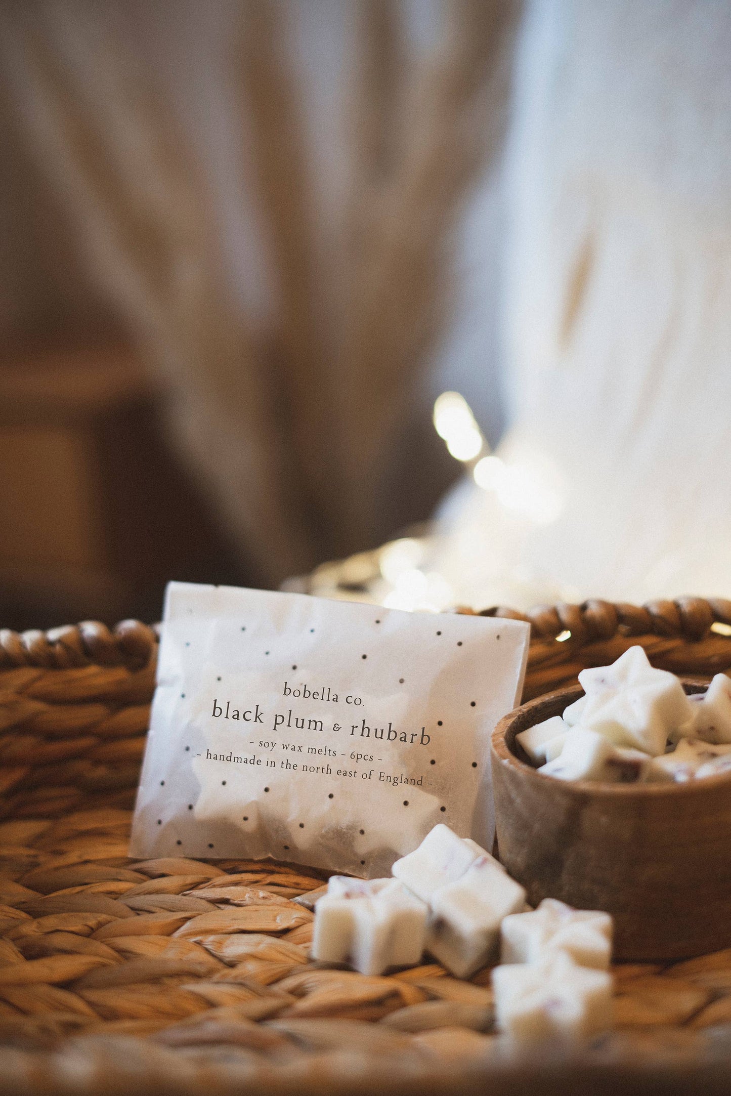 Black Plum & Rhubarb Soy Wax Melts Bobella Co.