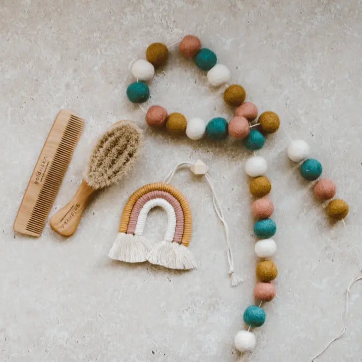 Goldrick - Wool Macrame Rainbow Decoration Goldrick