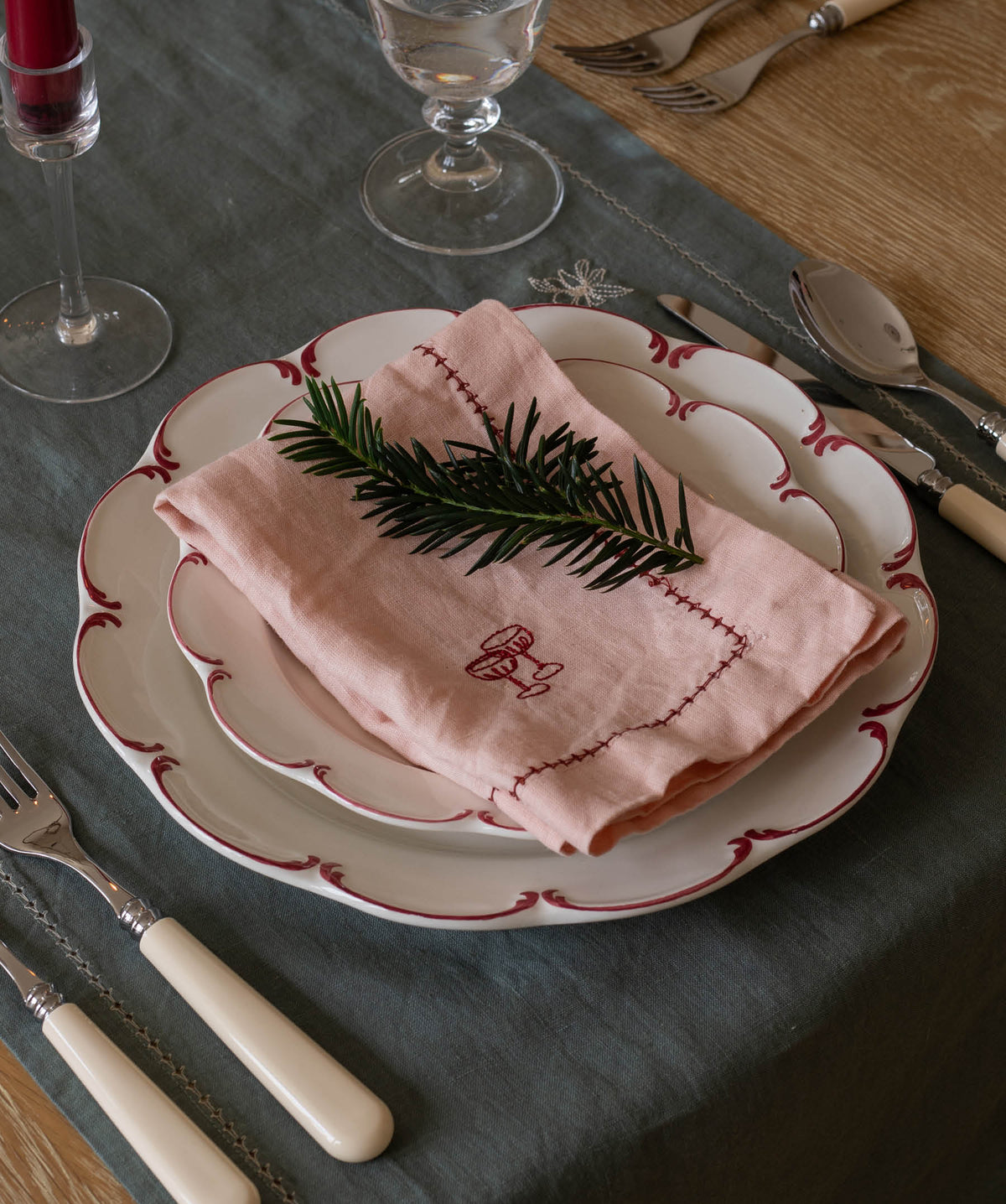 Embroidered Linen Napkins, Set of 2 - Plaster Pink