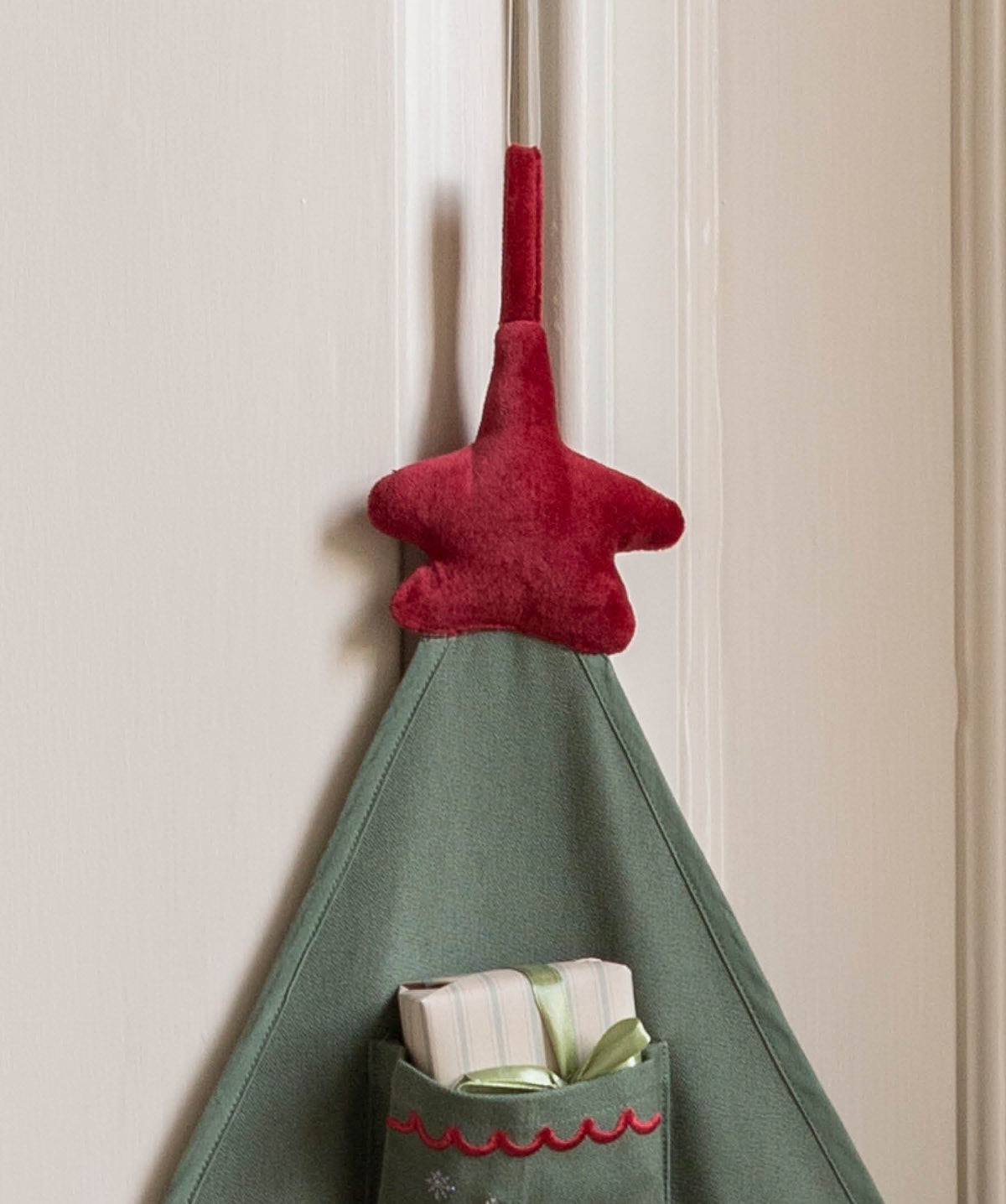 Avery Row | Fabric Christmas Tree Advent Calendar Christmas Avery Row Wholesale 