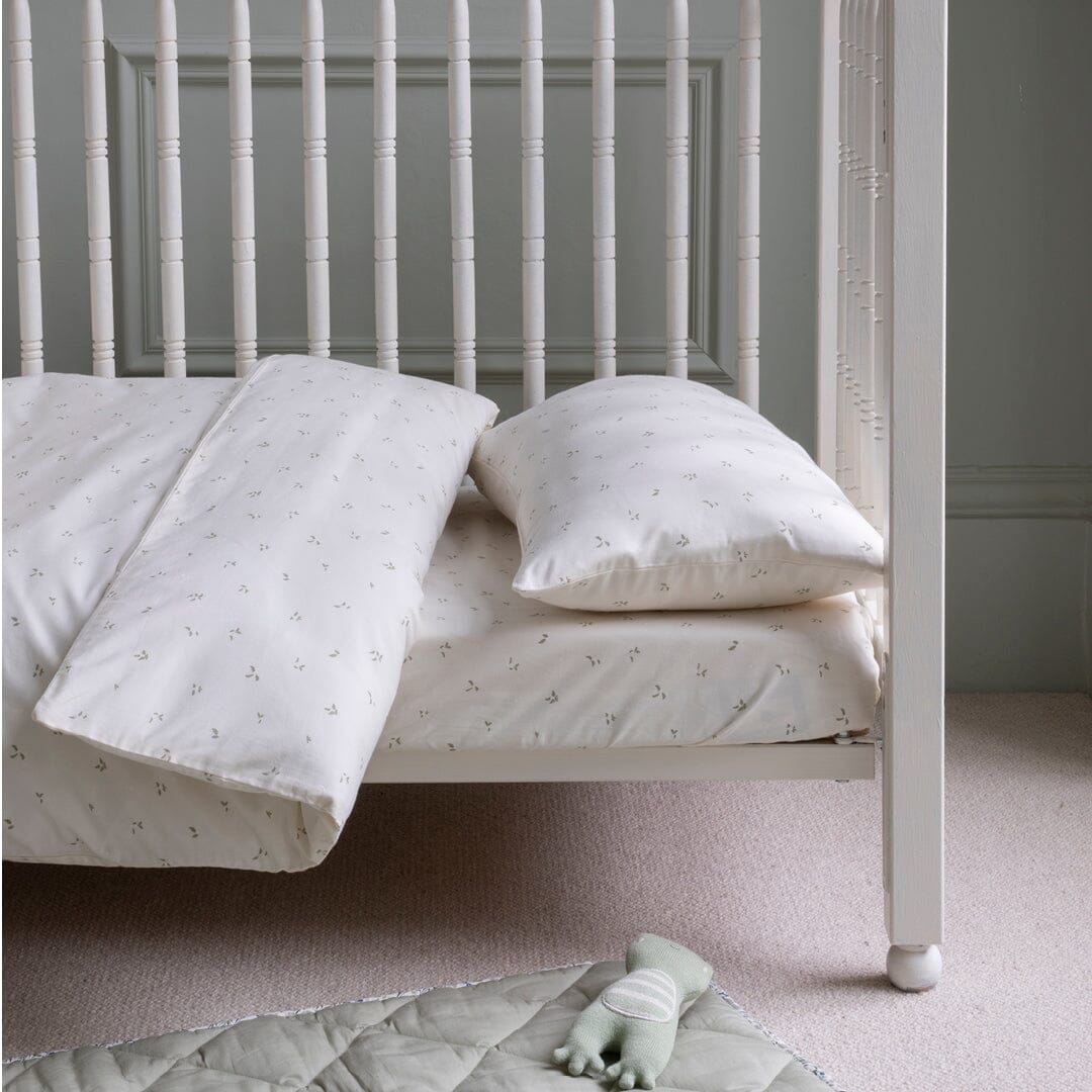 Avery Row - Organic Cotton Cotbed Bedding Set - Nettle Scatter Bedding Avery Row Wholesale 
