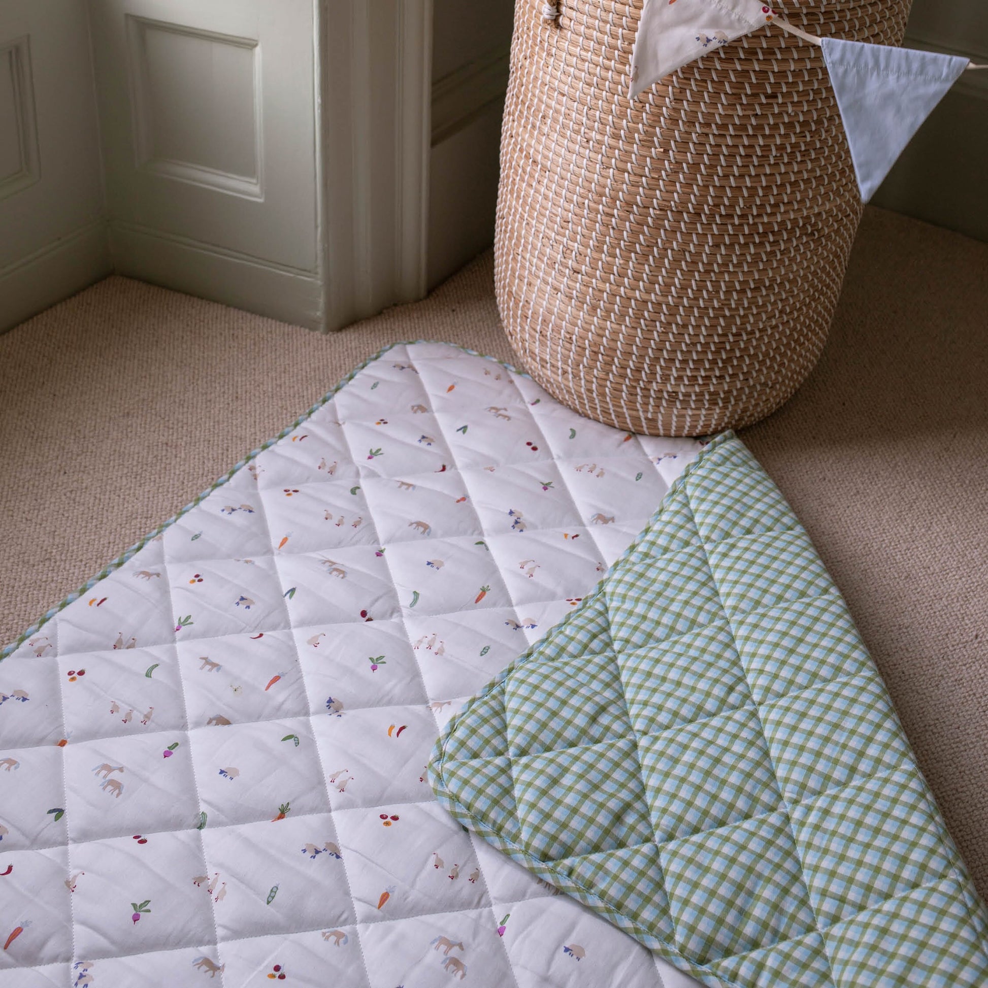 Avery Row | Stay & Play Mat | Little Farm Activity Avery Row Wholesale 