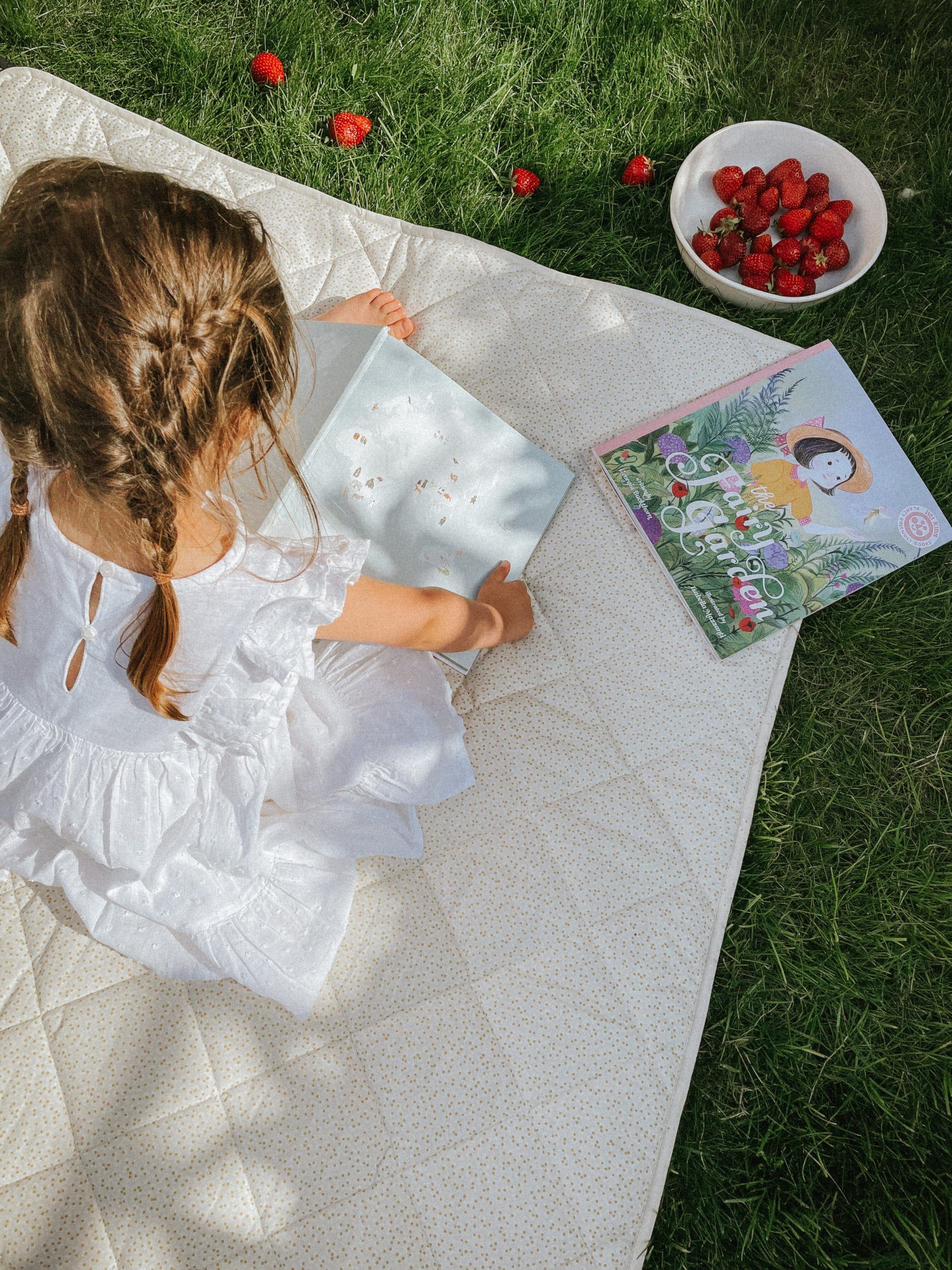 Avery Row | Stay & Play Mat | Wild Chamomile Activity Avery Row Wholesale 