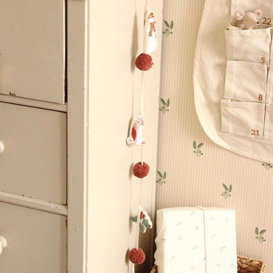 Christmas Garland - Frosty Friends Avery Row Wholesale 