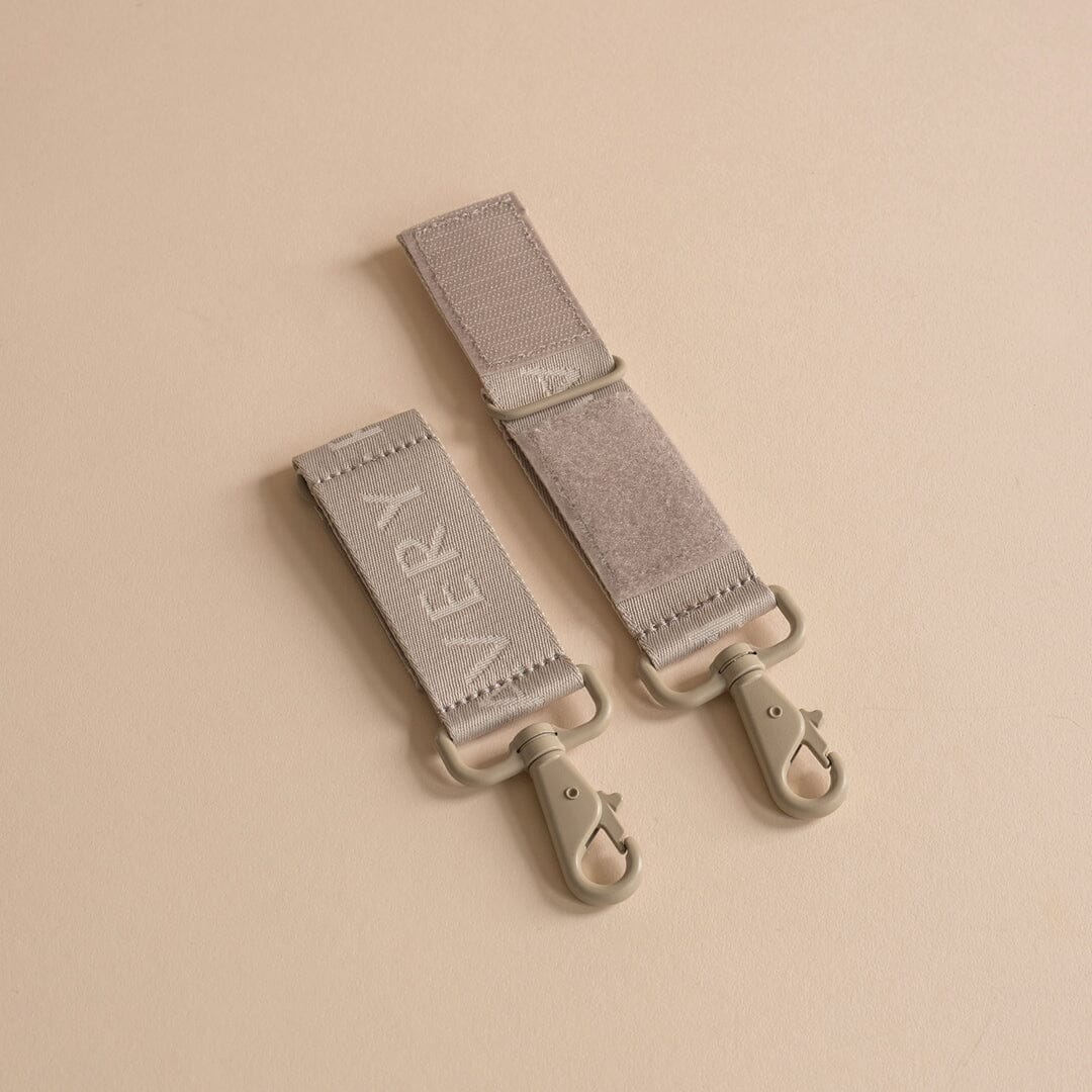 Logo Pram Bag Clips - Oyster Changing Bags & Travel Changing Mats Avery Row Wholesale 