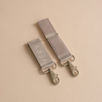 Logo Pram Bag Clips - Oyster Changing Bags & Travel Changing Mats Avery Row Wholesale 