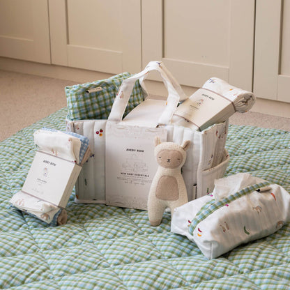 New Baby Essentials Gift Set - Little Farm Avery Row Wholesale 