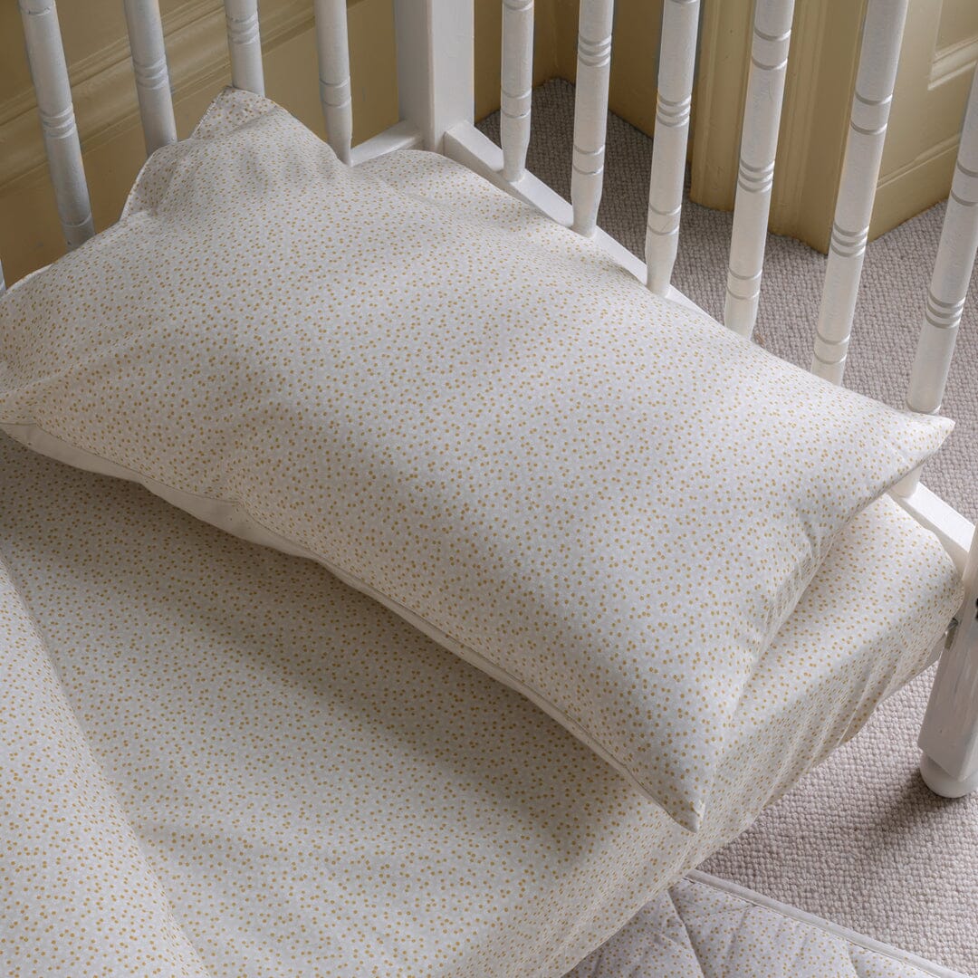 Organic Cotton Cotbed Bedding Set - Daisy Meadow Bedding Avery Row Wholesale 