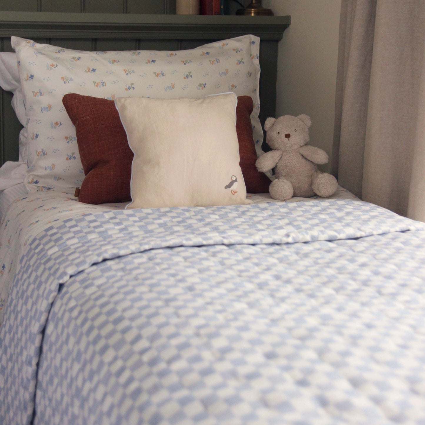 Quilted Bedspread - Waves Bedding Avery Row Wholesale 