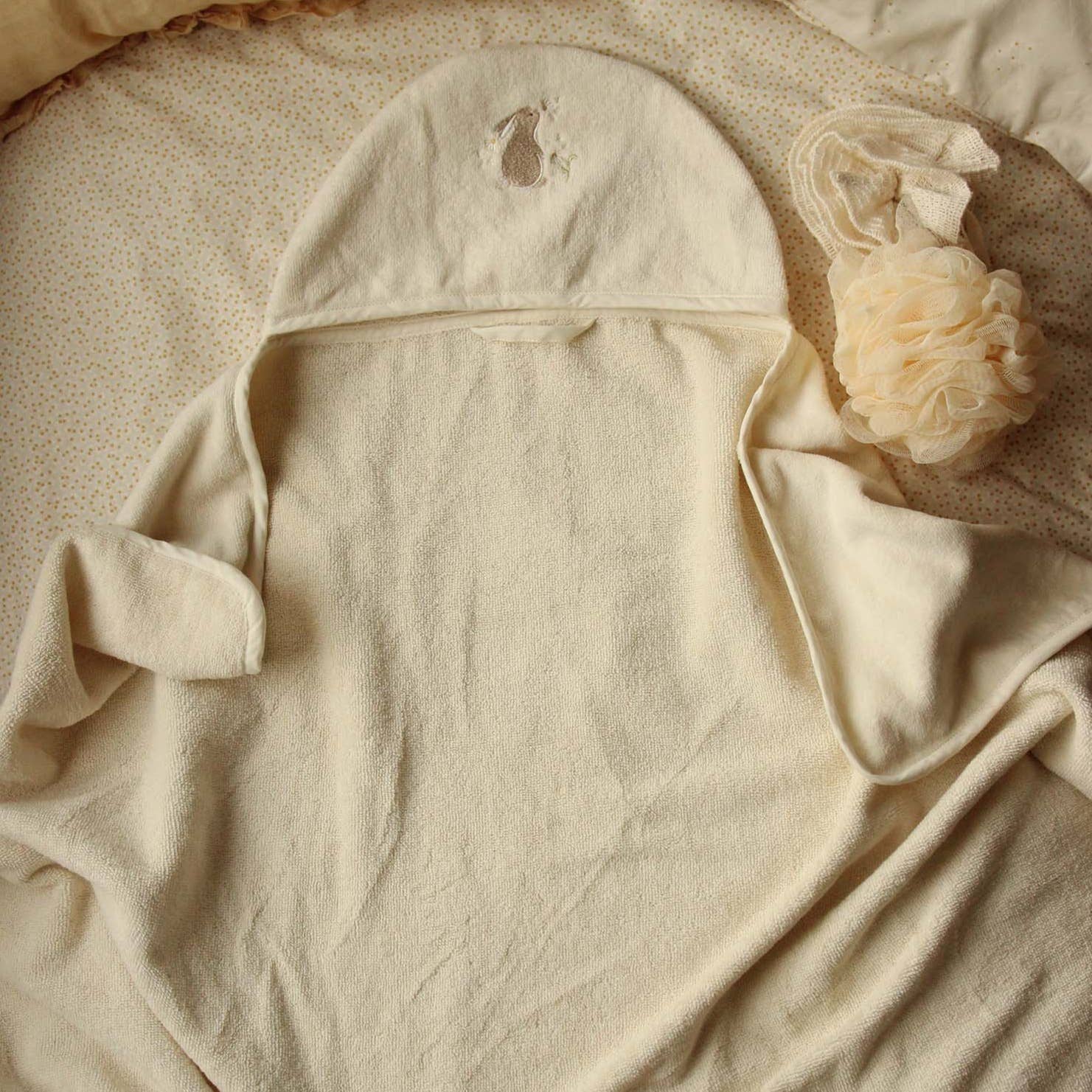 Avery Row - Hooded Towel Junior - Bunny Avery Row 